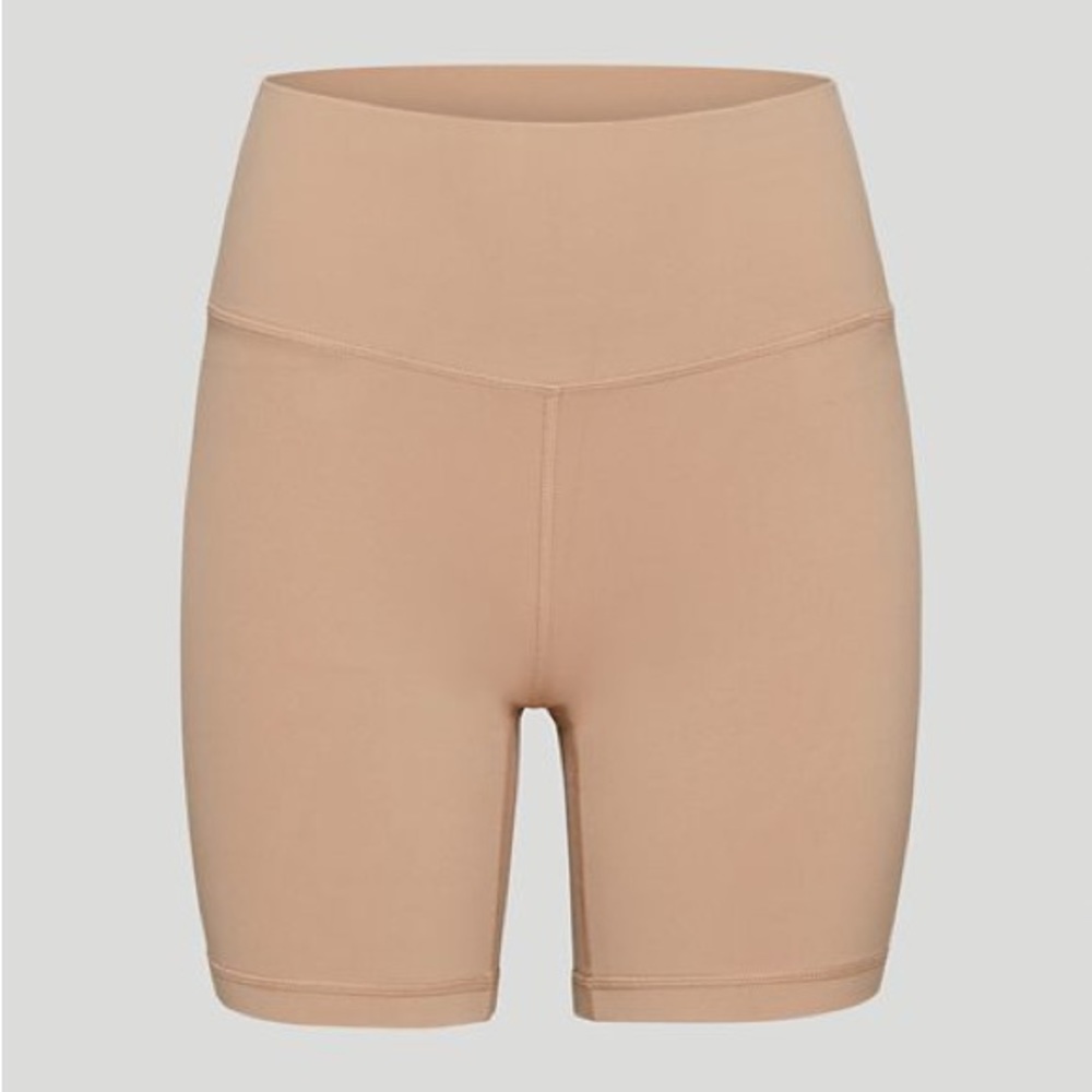 Aritzia Tna Tan 7" Biker Shorts